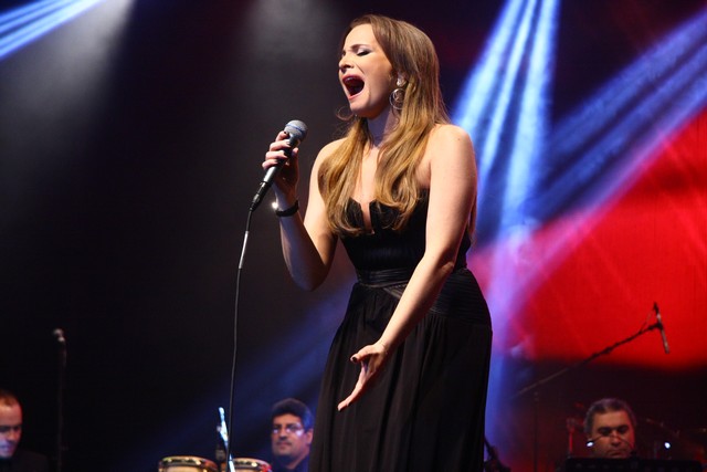 Tania Kassis in Concert